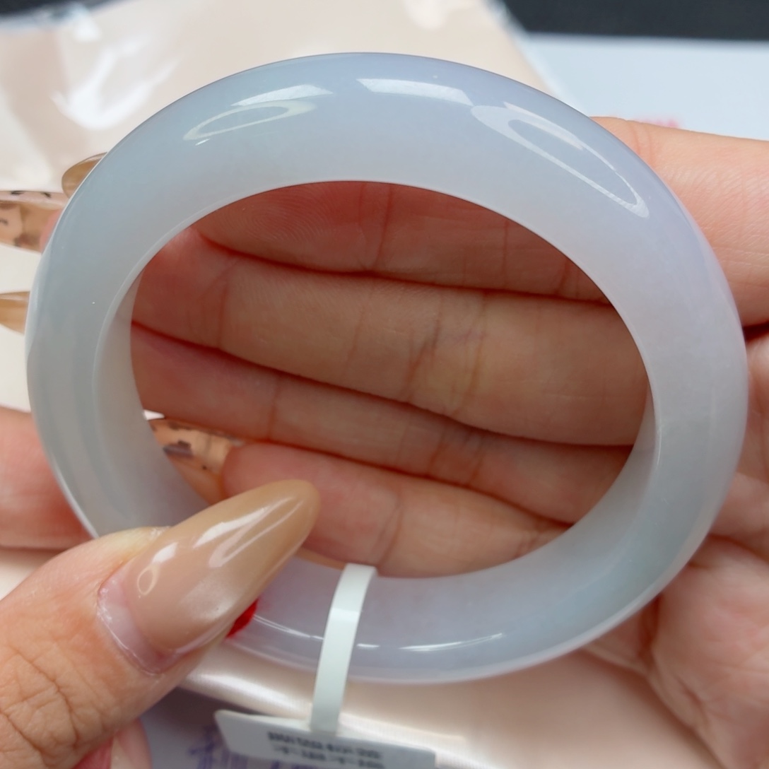 未镶嵌手镯翡翠55