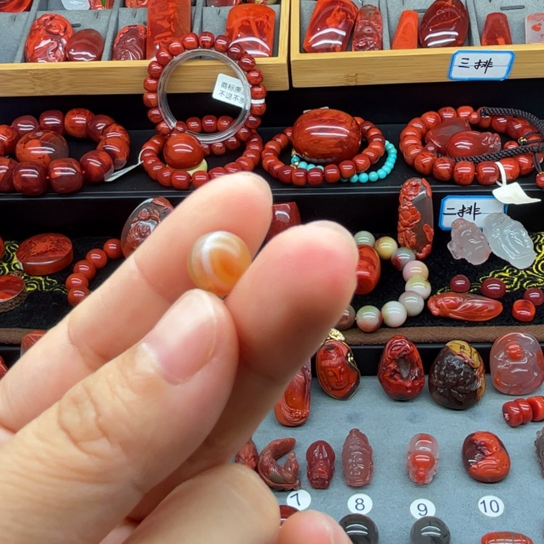 止***一南红玛瑙配饰未镶嵌