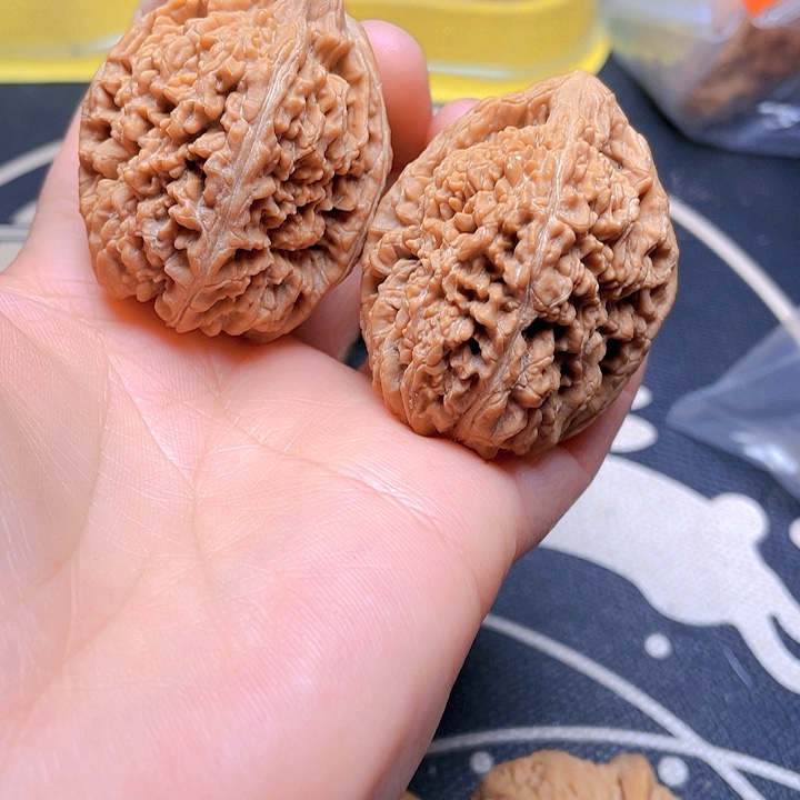 文玩核桃吊坠大蒜头一对