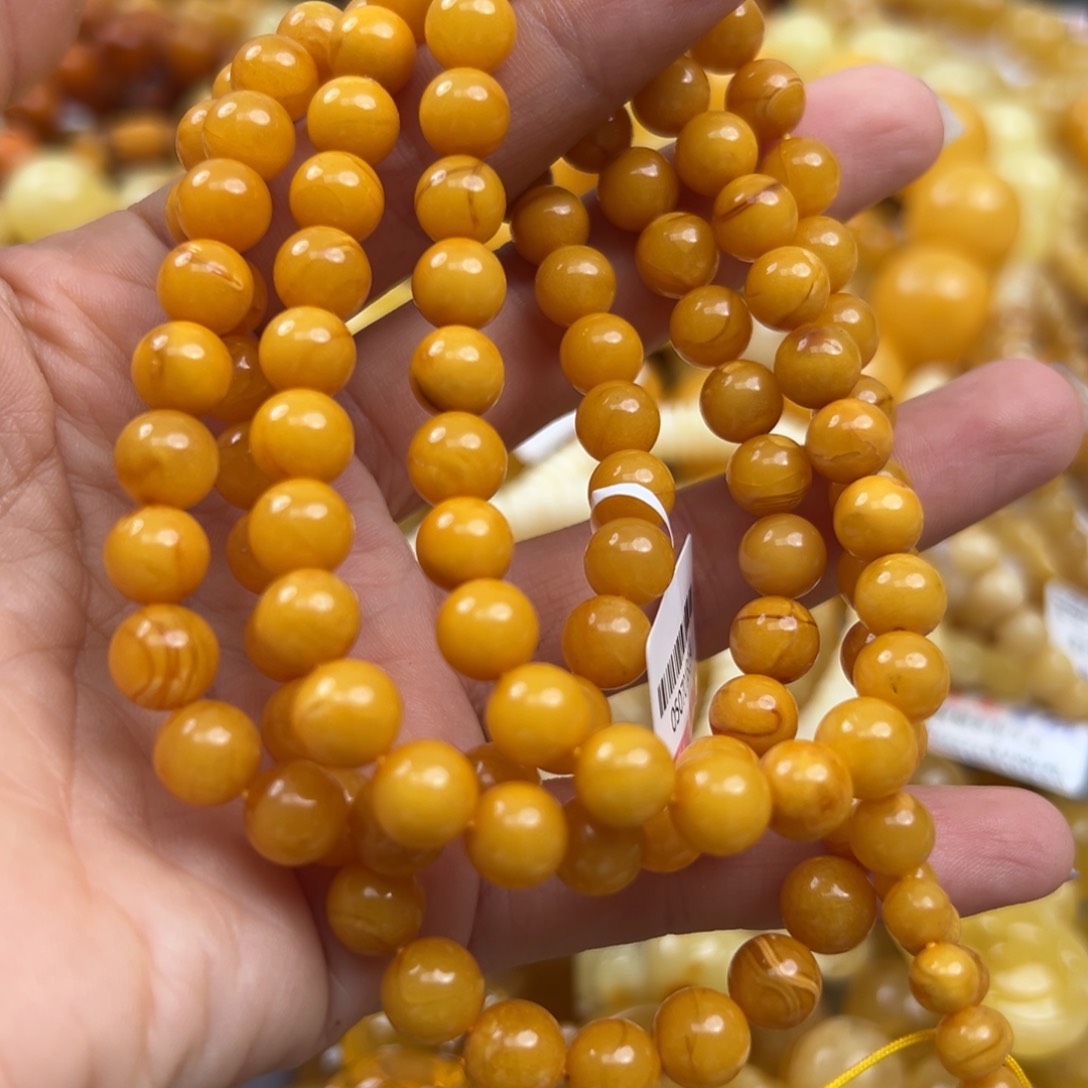 未镶嵌琥珀珠宝奇石