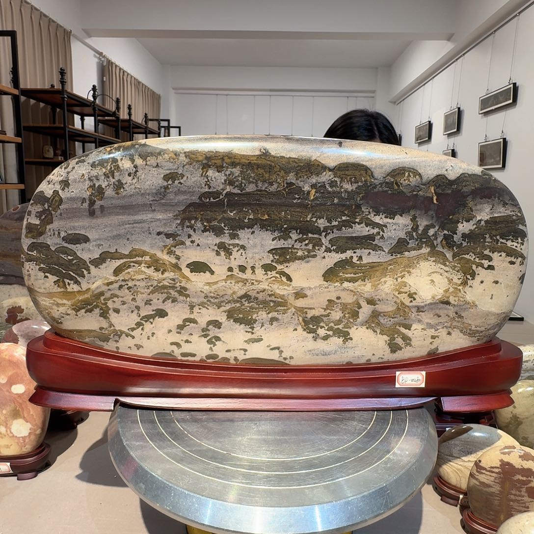 49×25×4 长江画面石摆件