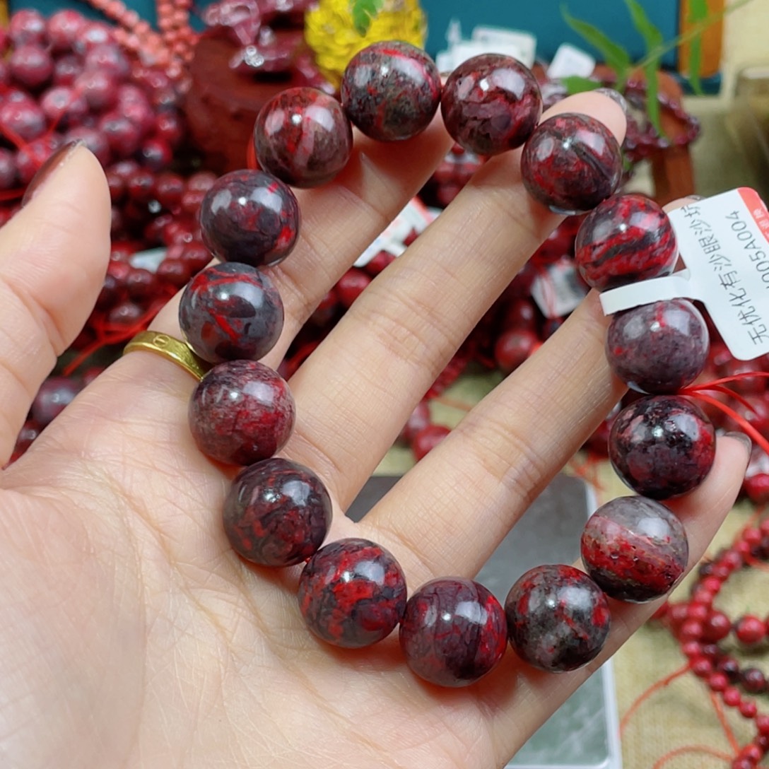 小***晴天然辰砂有坑有沙眼微瑕