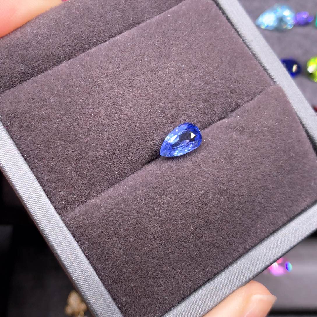 蓝宝石裸石未镶嵌1.82克拉