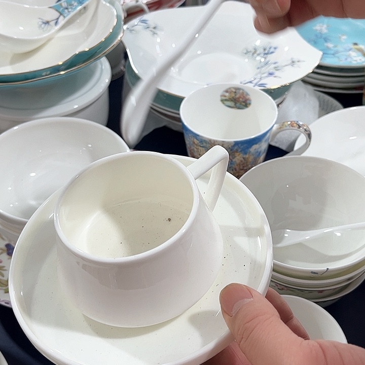 碗微瑕骨瓷咖啡杯碟纯白一个