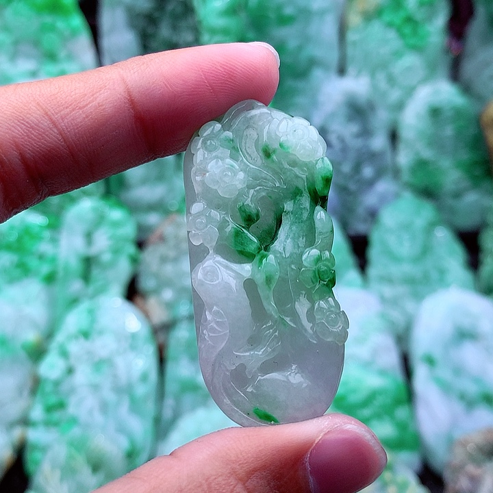 翡翠吊坠(不含链)未镶嵌