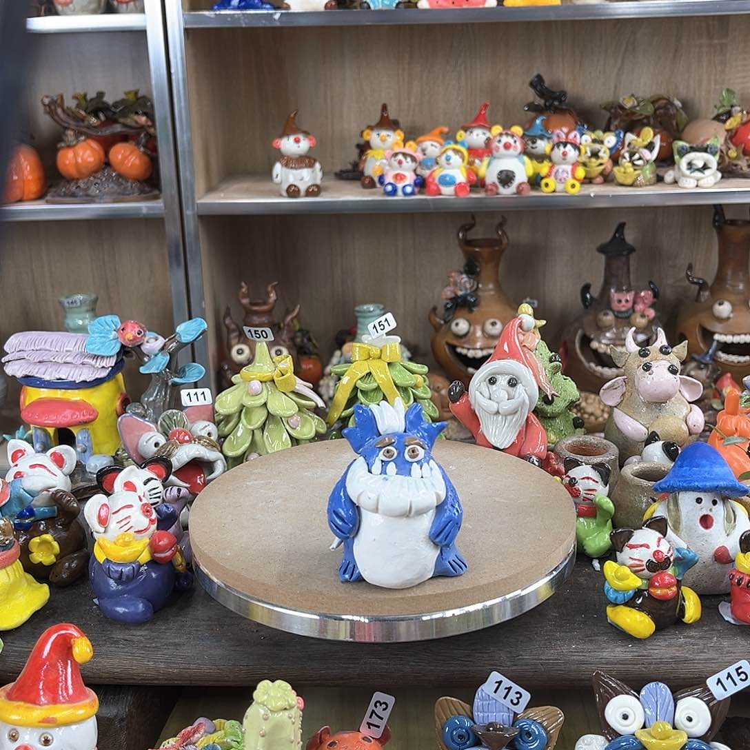 摆件手工陶瓷摆件105