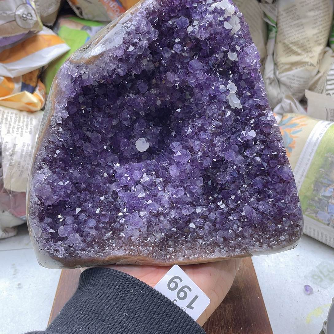 紫晶大型摆件（非配饰）未镶嵌