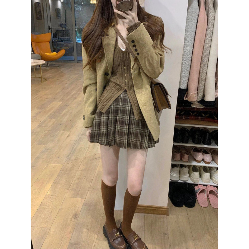 美拉德复古小众毛呢西装外套女秋季2025新款针织上衣百褶半身裙三