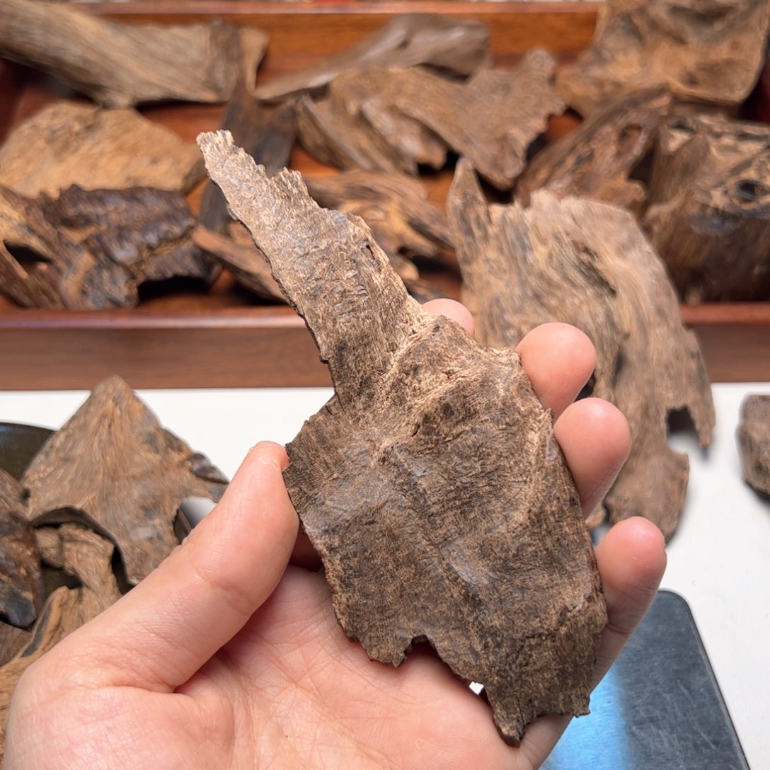 木：老云南香材10克