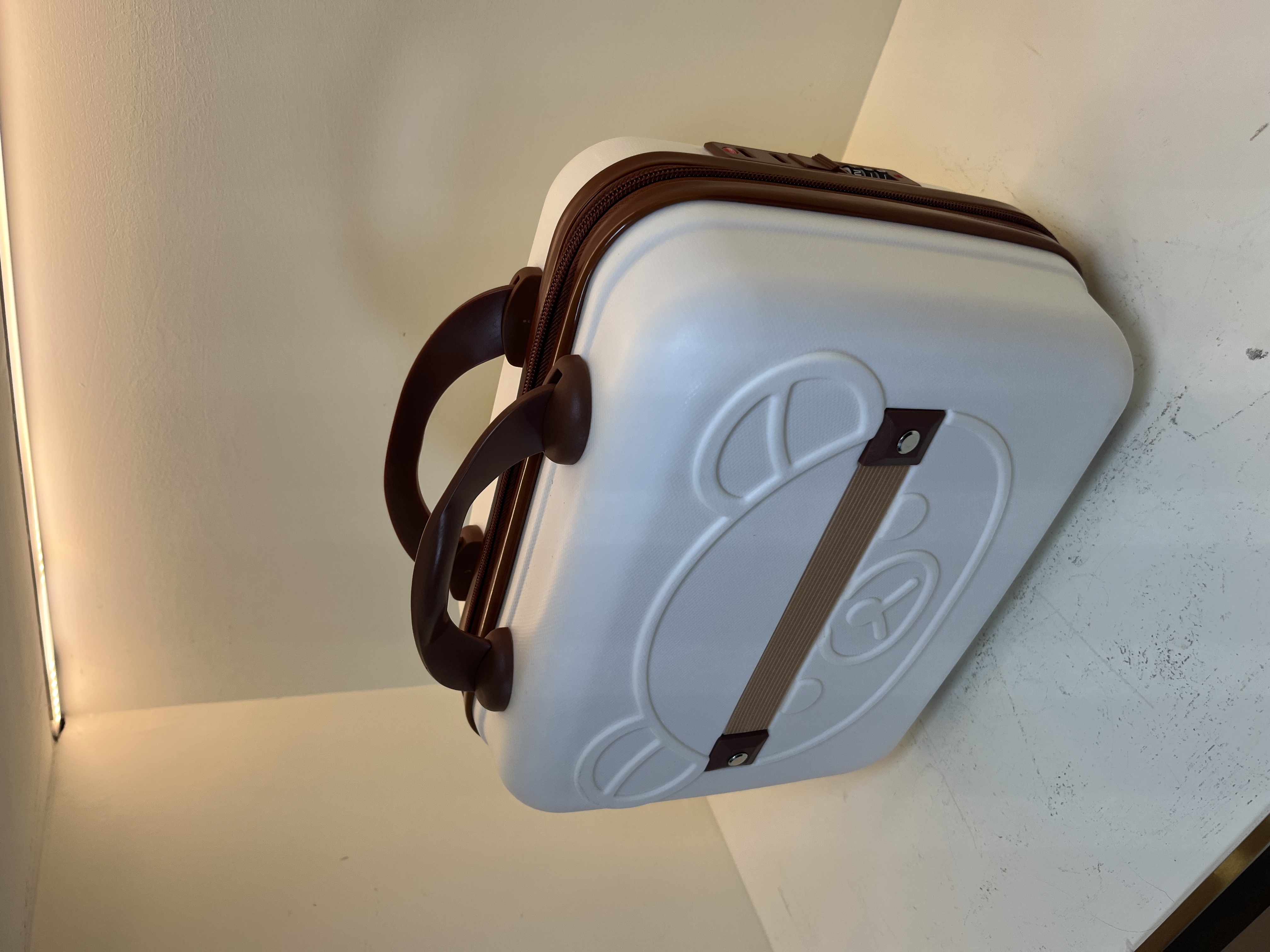 小熊化妆箱   电器WFX