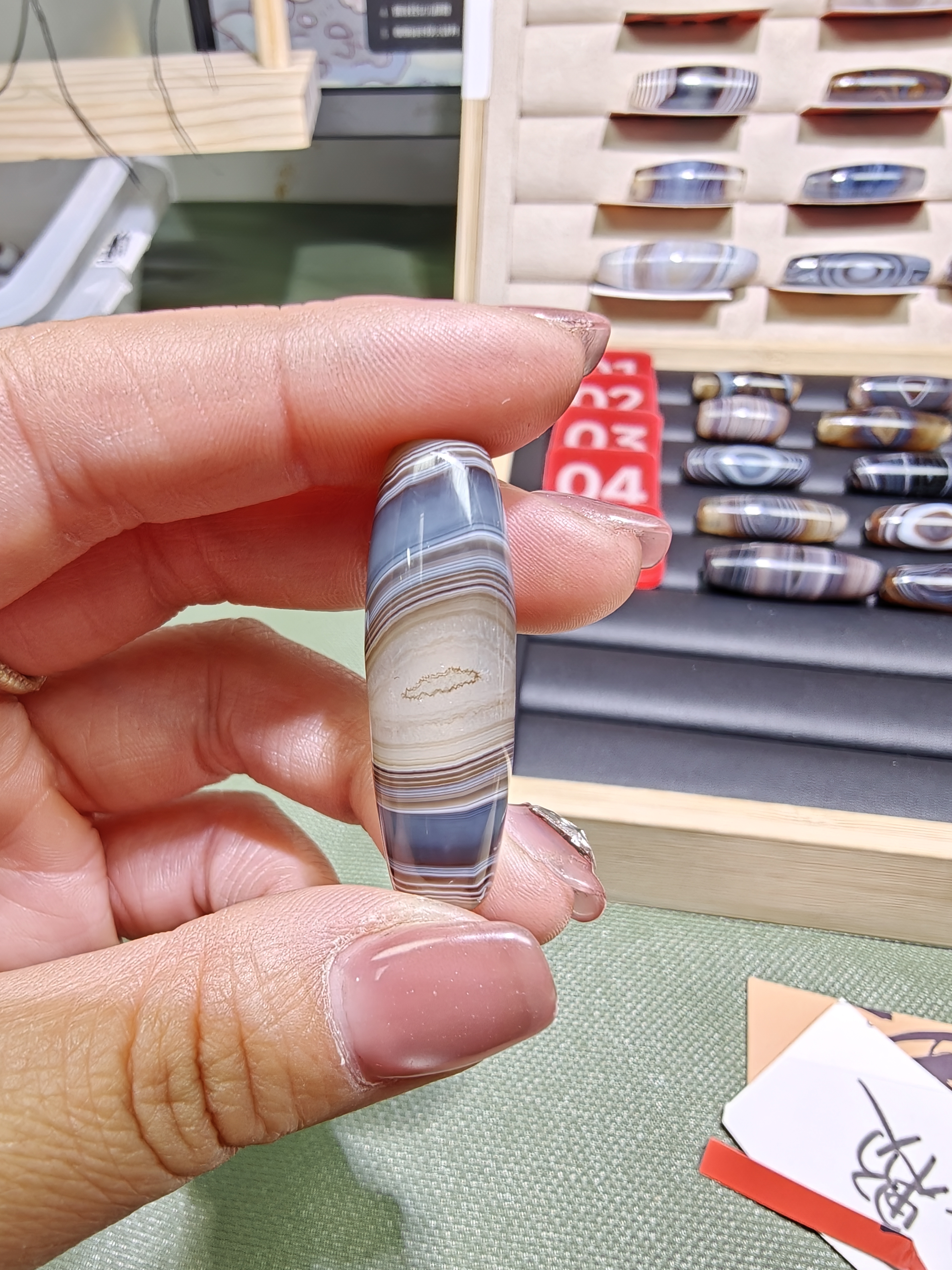 水晶共生小蛮腰缠丝丹凤眼