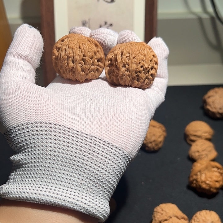 文玩核桃把件磨盘