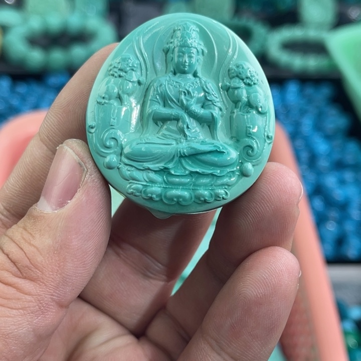 高瓷精品雕刻精美