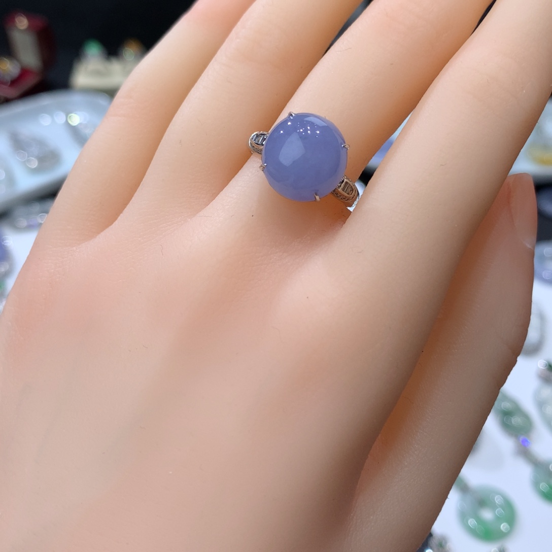 翡翠戒指18K金镶嵌紫罗兰蛋面戒指