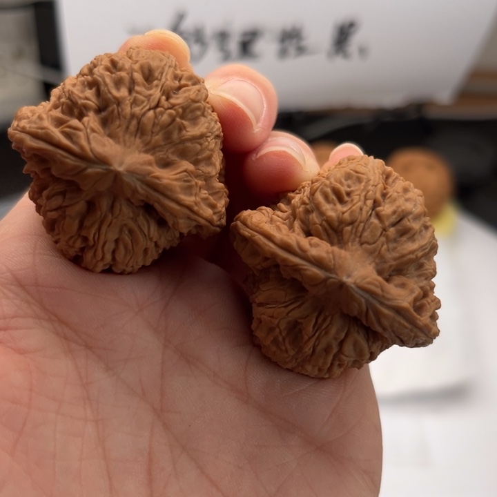 文玩核桃吊坠南疆38