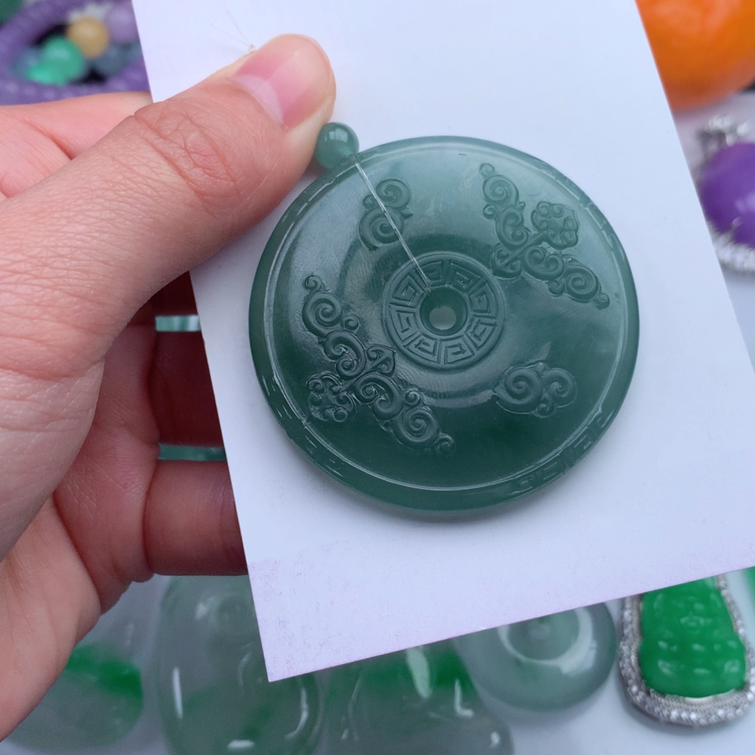 翡翠未镶嵌颈饰天然的缅料a货吊坠挂件