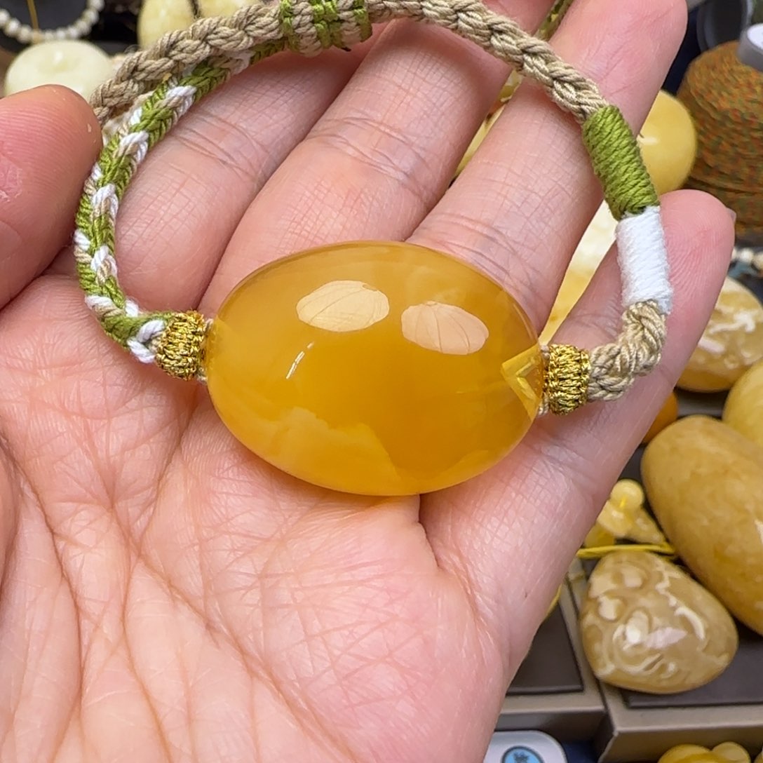 未镶嵌蜜蜡颈饰天然蜜蜡