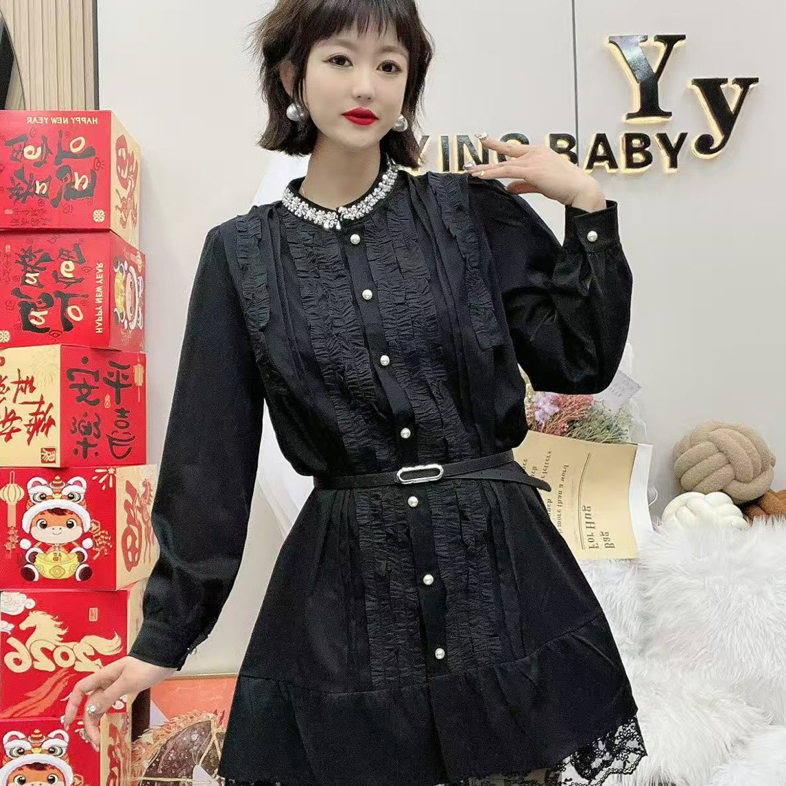 YY大码(圣母院)遮肚时尚高级感设计百搭洋气连衣裙