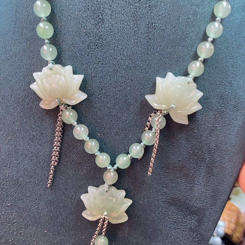 【闪购商品】蛇纹石玉吊坠未镶嵌