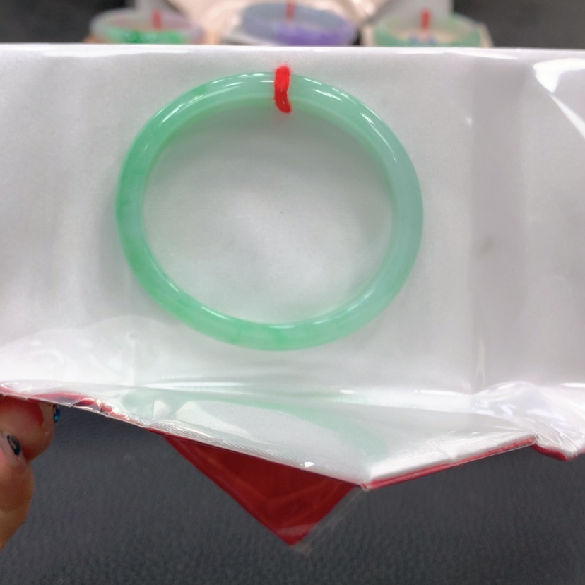 【闪购商品】翡翠手镯未镶嵌翡翠