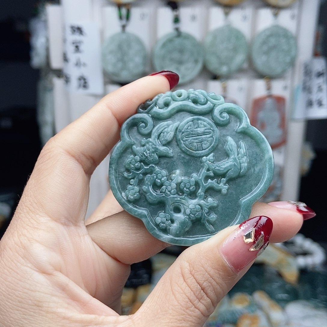 翡翠颈饰14K金镶嵌翡翠