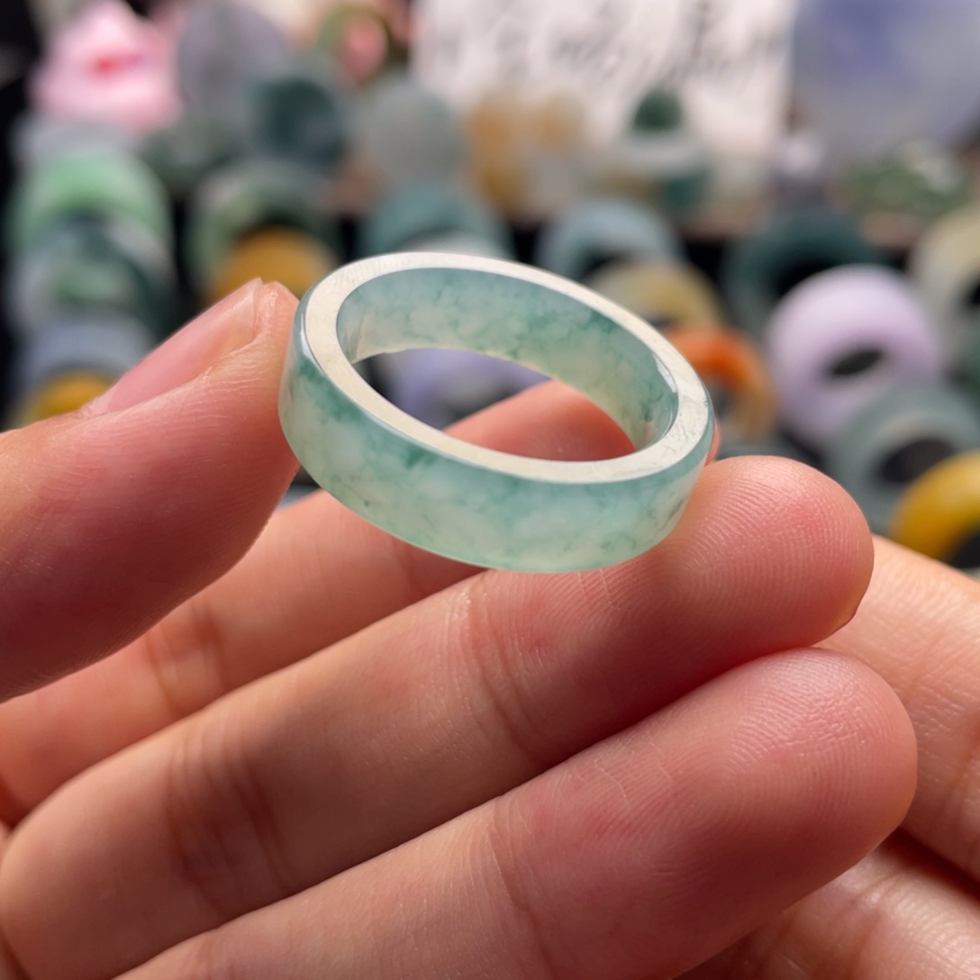 定制翡翠未镶嵌  冰胶飘花