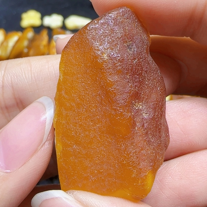 定制琥珀未镶嵌蜜蜡