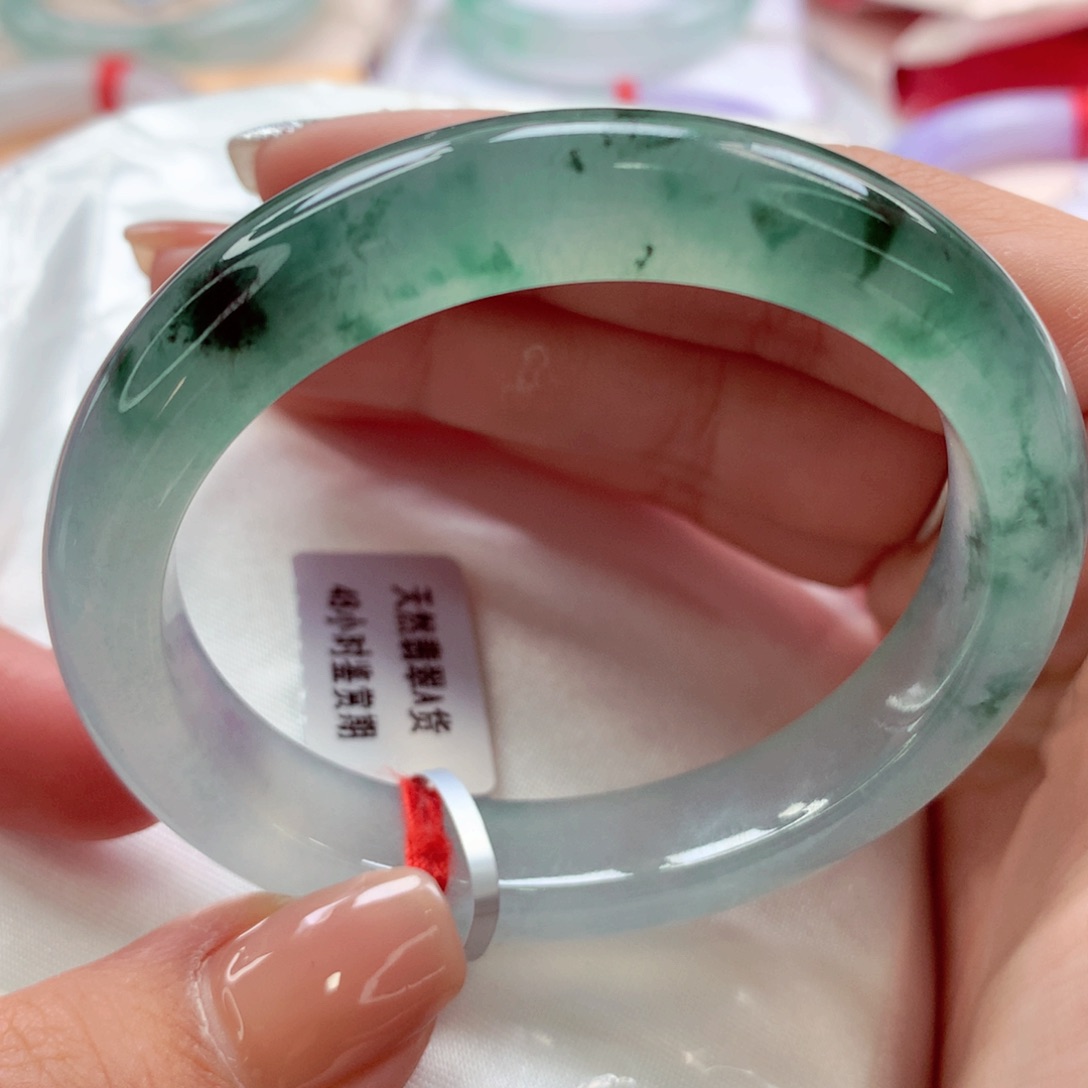 翡翠手镯（贵妃镯）未镶嵌用****6师妹