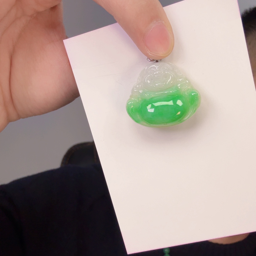 翡翠颈饰18K金镶嵌一件