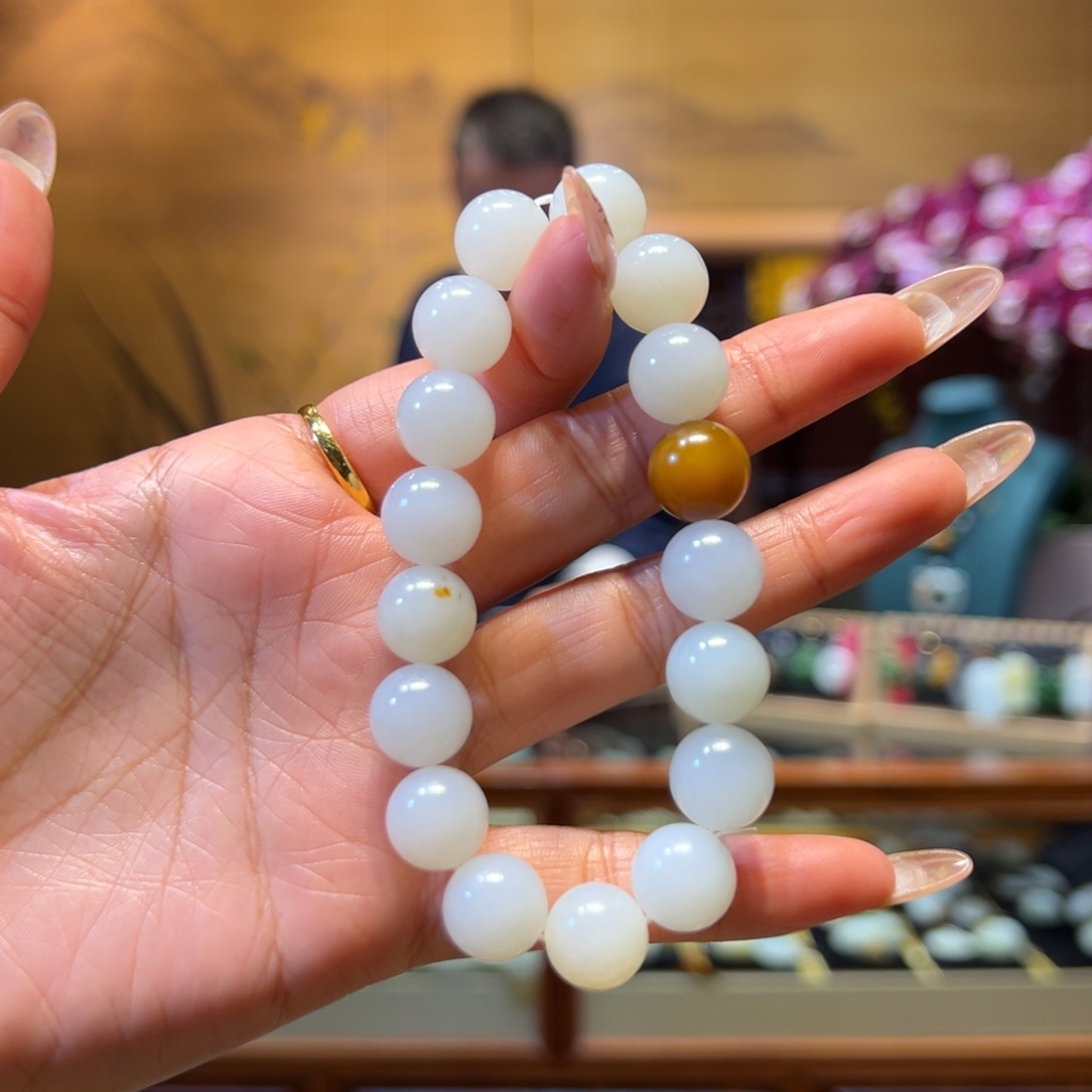 和田玉手链未镶嵌