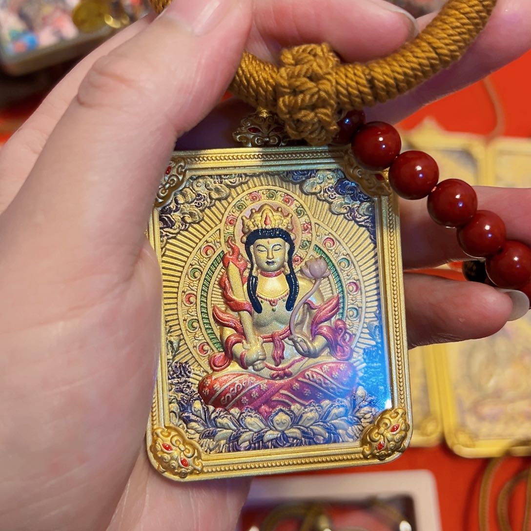 佛心果吊坠唯*新年快乐啊小可爱们