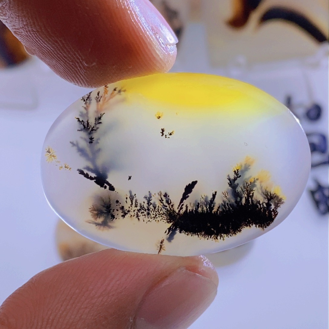 玛瑙/玉髓颈饰未镶嵌