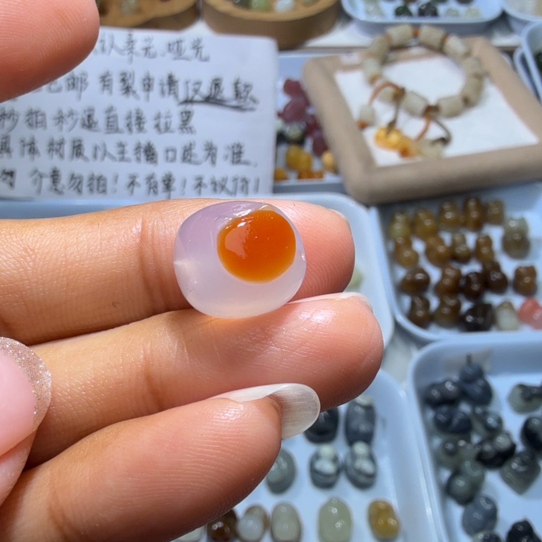 和田玉未镶嵌珠宝奇石