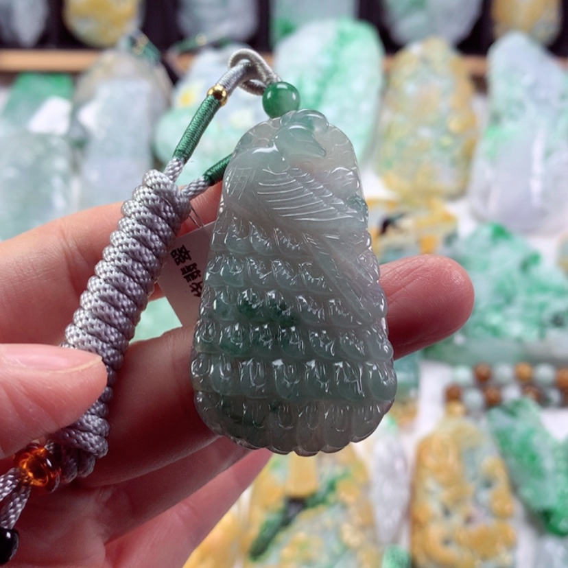 【闪购商品】翡翠吊坠(不含链)未镶嵌