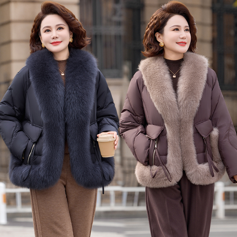 冬季女装大毛毛领羽绒服时尚女装气质简约大方