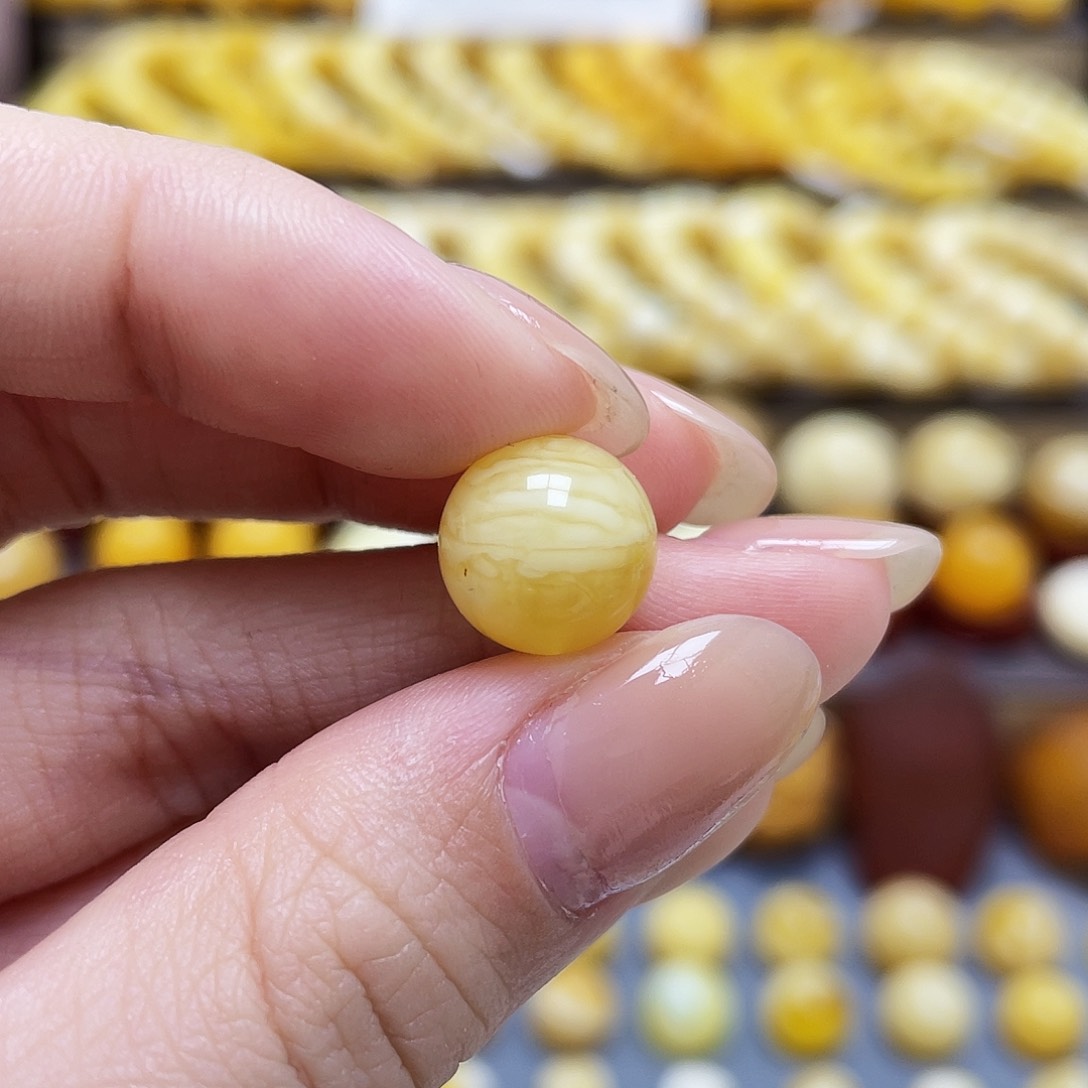 琥珀裸石未镶嵌蜜蜡圆珠11.3mm微瑕