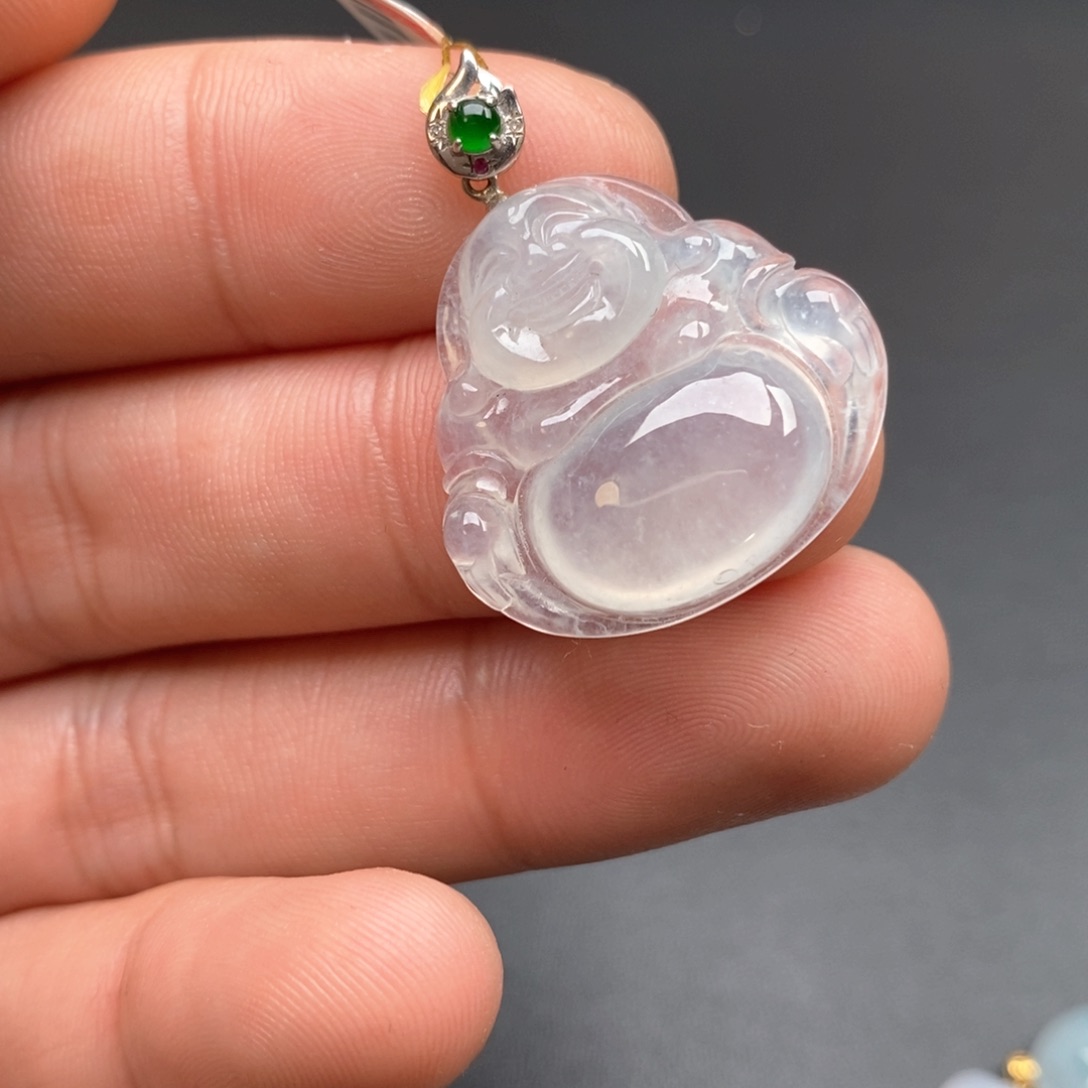 颈饰18K金镶嵌翡翠