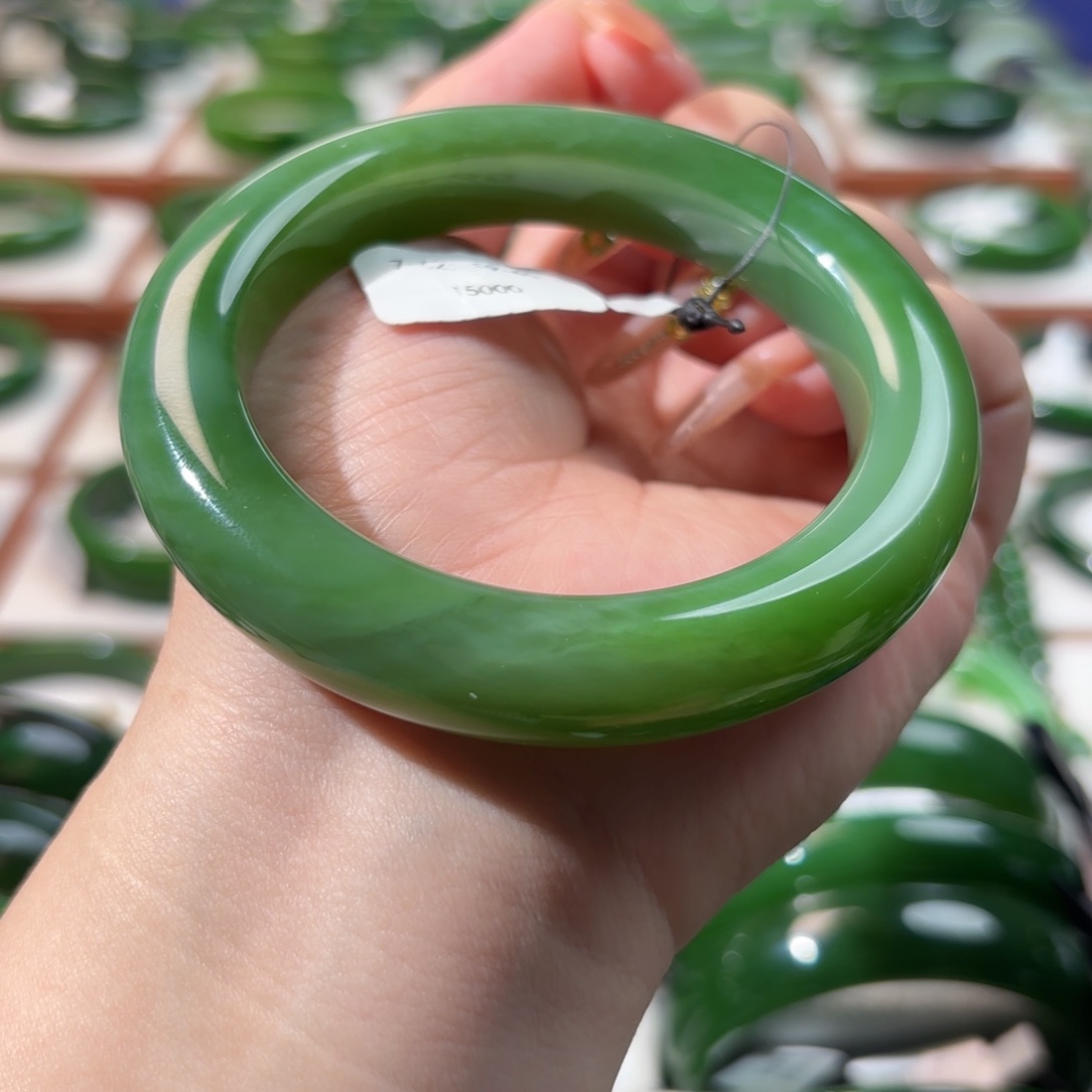 未镶嵌手镯和田玉（碧玉）60