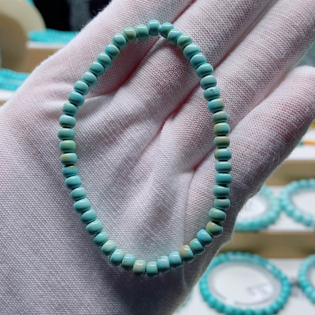绿松石手串未镶嵌