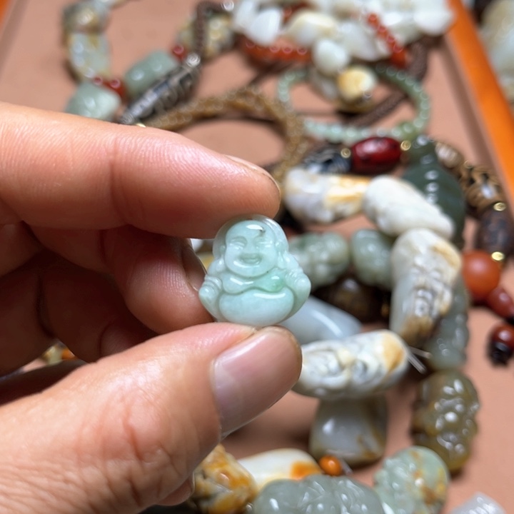 未镶嵌和田玉（糖玉）珠宝奇石