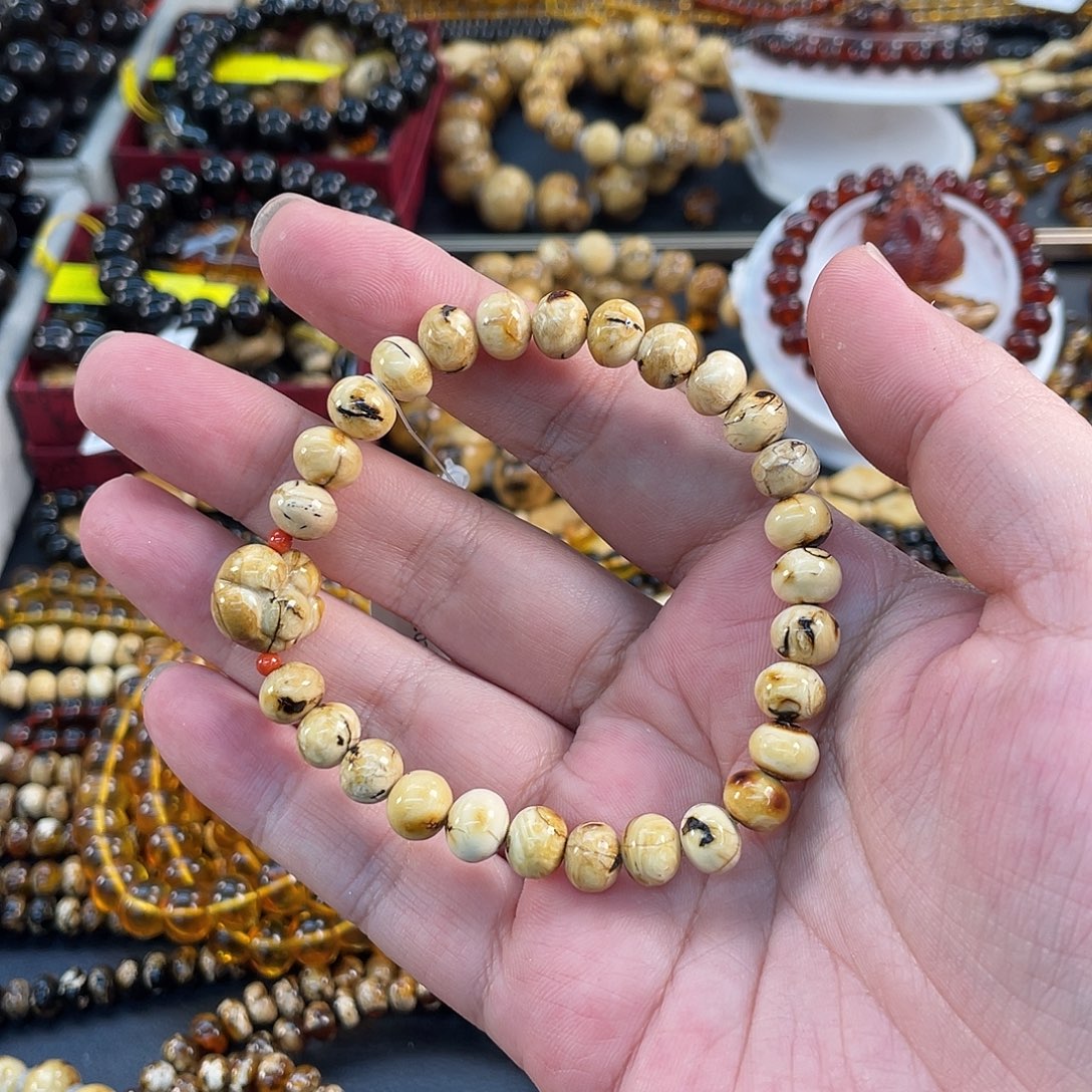 苏***玉琥珀未镶嵌裸石Mm干白