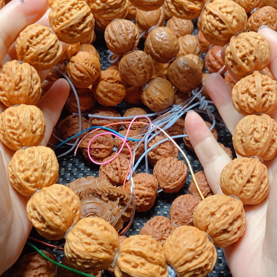 文玩核桃手串磨盘