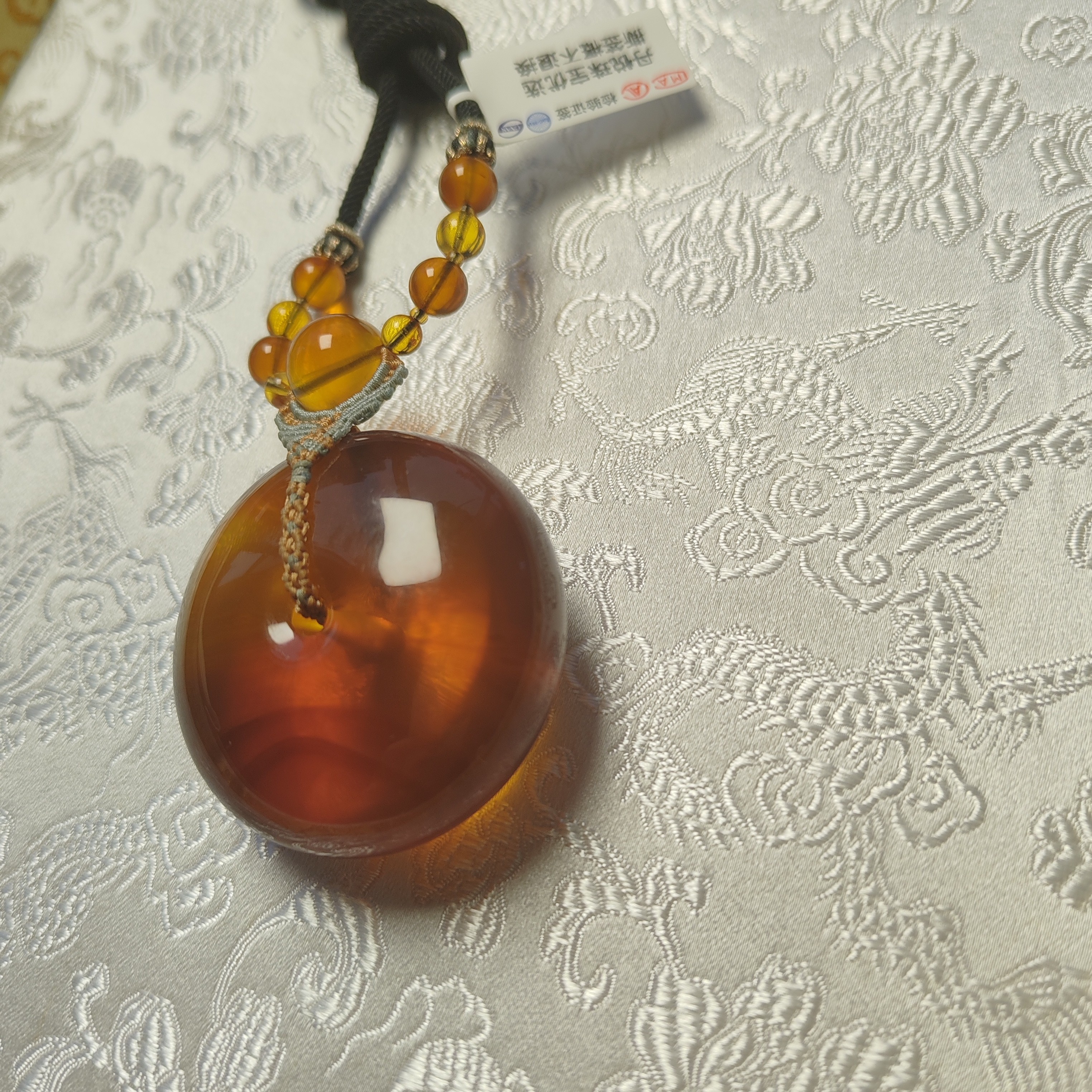 天然棕红珀平安扣