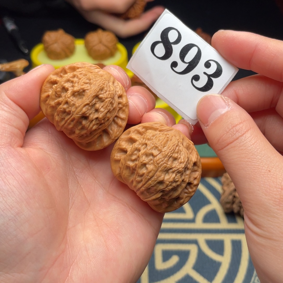文玩核桃吊坠40公子帽893号
