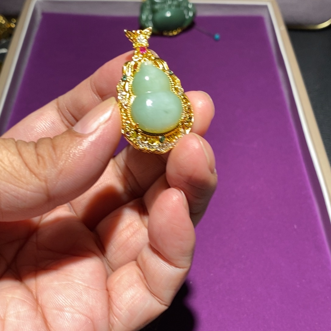 和田玉（碧玉）未镶嵌颈饰