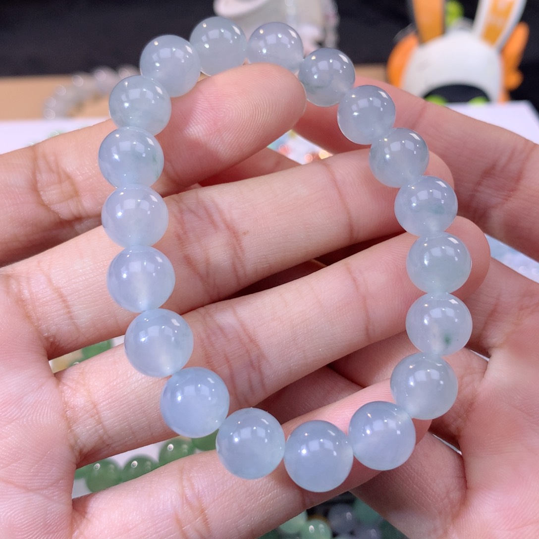 翡翠手链未镶嵌翡翠