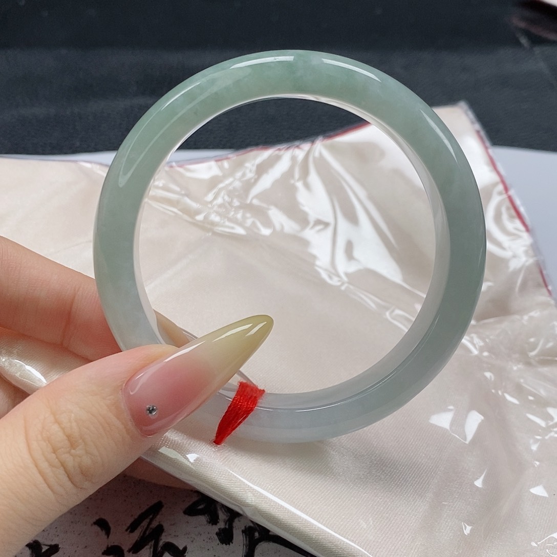 【闪购商品】翡翠手镯未镶嵌358号