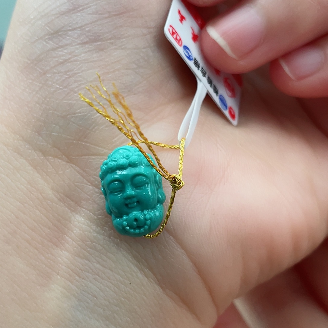 绿松石颈饰未镶嵌