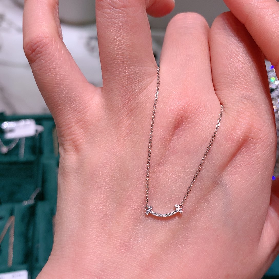 合成钻石项链18K金镶嵌