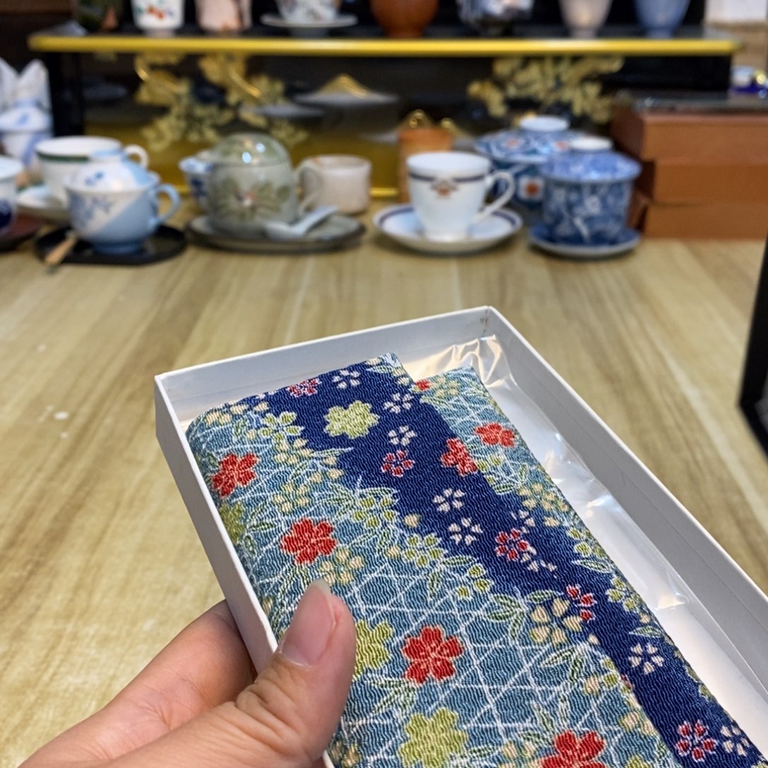 快***孩易雅集工艺品有限公司
